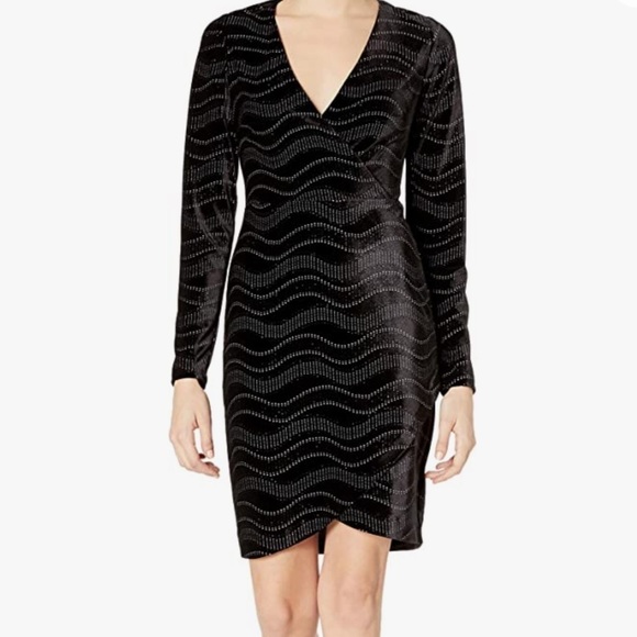 Guess Dresses & Skirts - 𝅺Guess Long Sleeve Sparkly Evening Dress